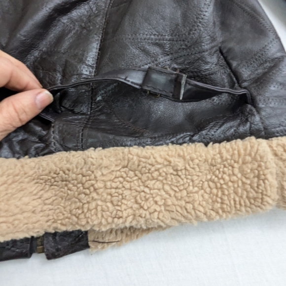 Leather Pilot Jacket with Faux Sherpa Trim by Leather & Soul XL Bag 6 - Picture 12 of 15